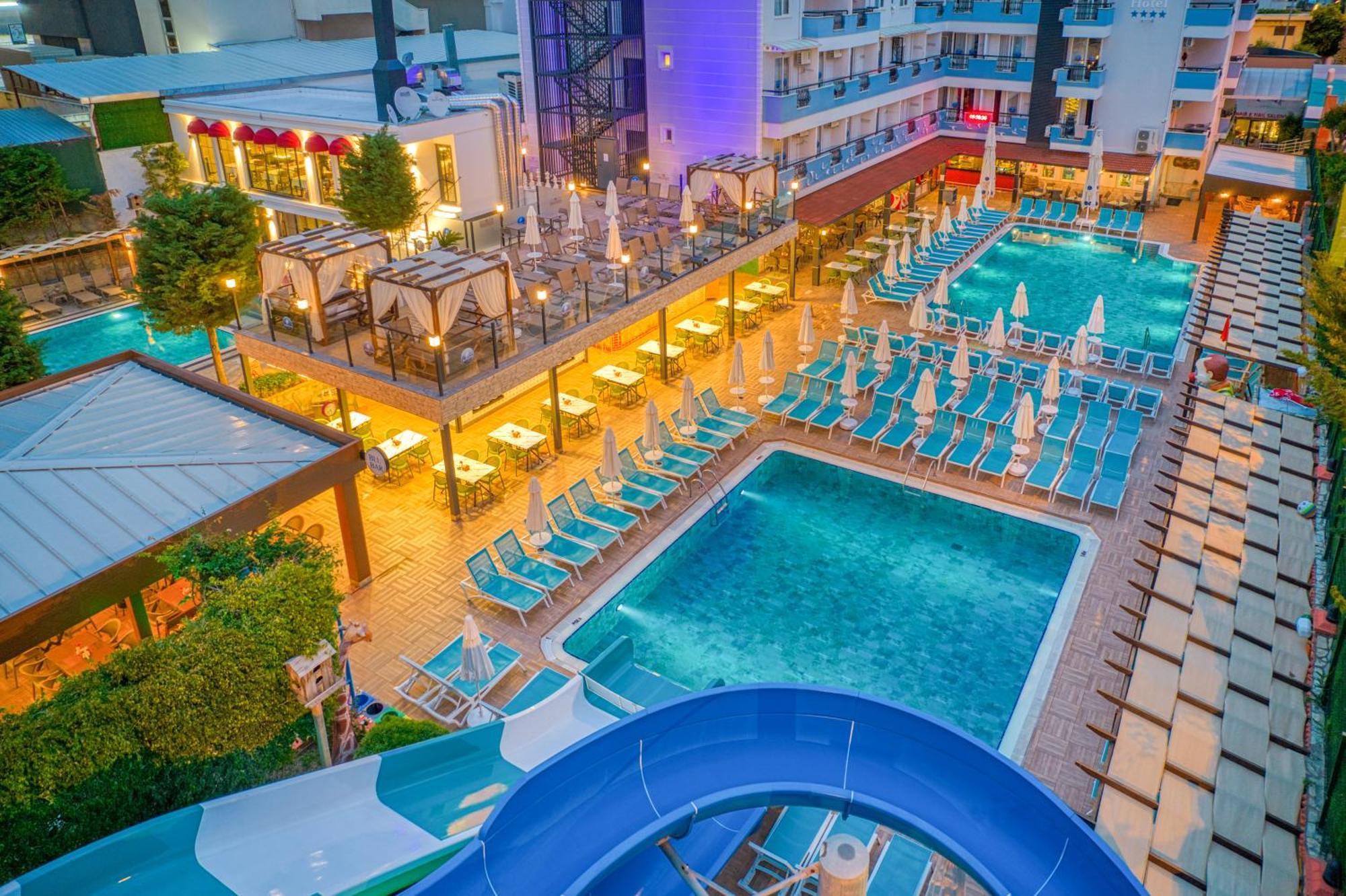 Club Big Blue Hotell